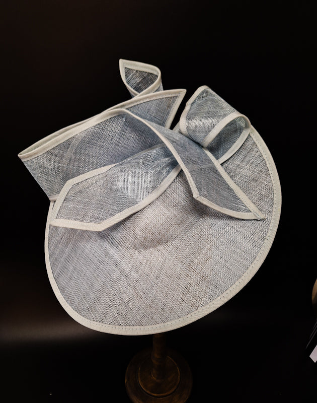 Ivory Fascinator